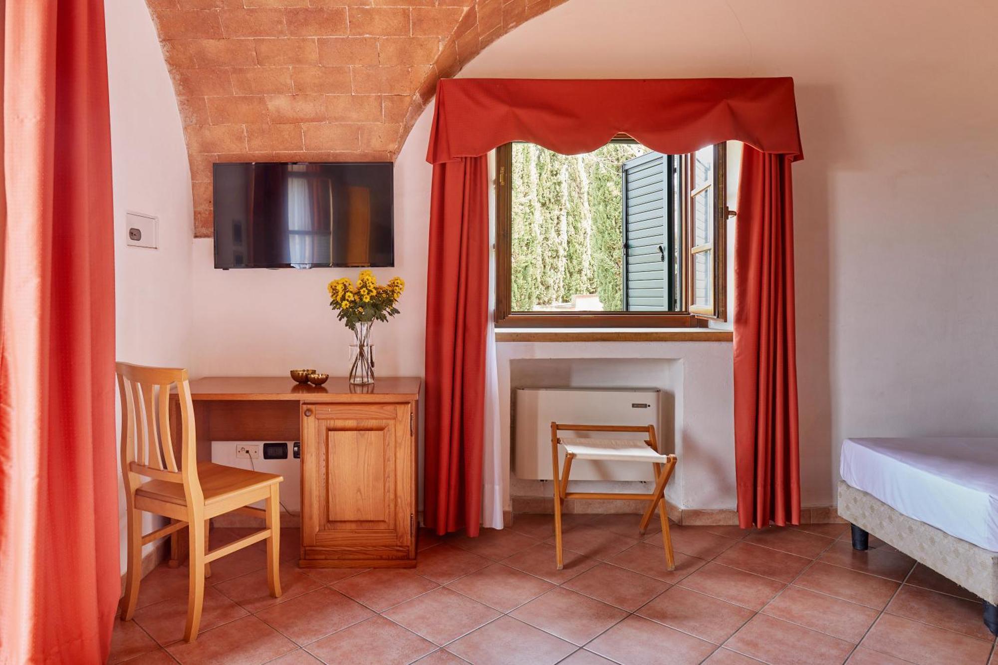 Relais Belvedere Montecatini Val di Cecina Camera foto