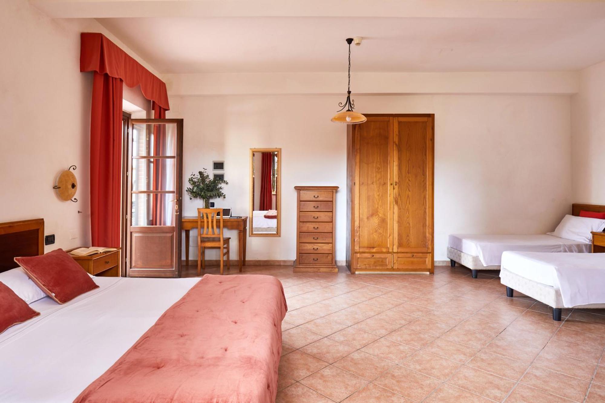 Relais Belvedere Montecatini Val di Cecina Esterno foto